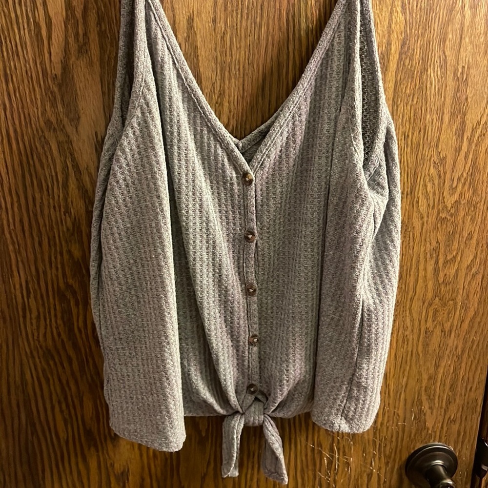 Grey cropped tank top with bow!